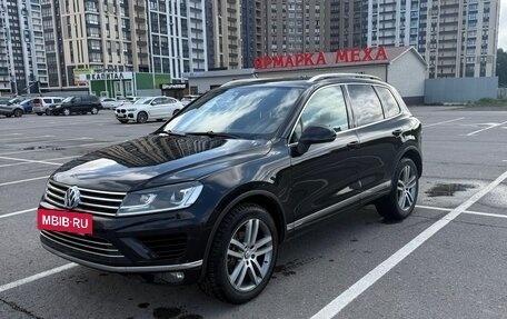 Volkswagen Touareg III, 2016 год, 2 700 000 рублей, 2 фотография