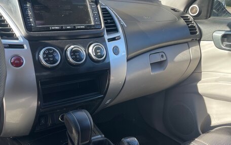 Mitsubishi Pajero Sport II рестайлинг, 2014 год, 1 650 000 рублей, 5 фотография