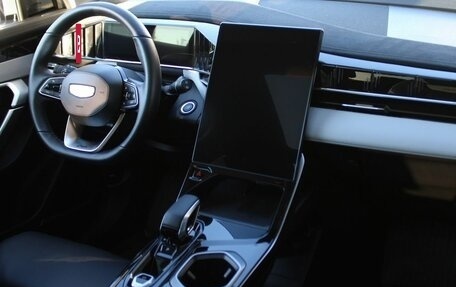 Geely Atlas, 2024 год, 2 549 000 рублей, 21 фотография