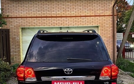 Toyota Land Cruiser 200, 2012 год, 3 690 000 рублей, 7 фотография