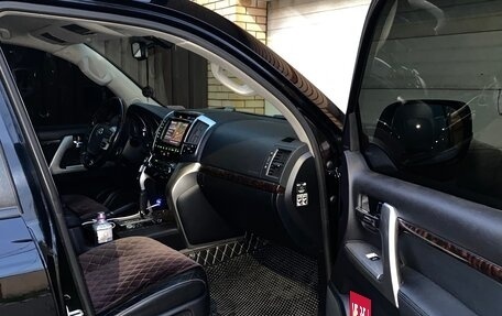 Toyota Land Cruiser 200, 2012 год, 3 690 000 рублей, 12 фотография
