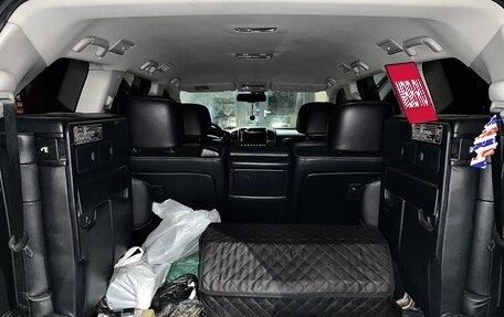 Toyota Land Cruiser 200, 2012 год, 3 690 000 рублей, 18 фотография