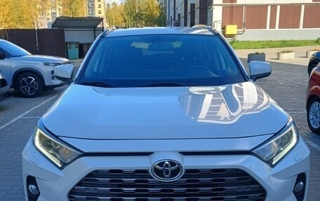 Toyota RAV4, 2021 год, 3 500 000 рублей, 1 фотография