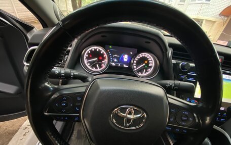 Toyota Camry, 2019 год, 3 500 000 рублей, 6 фотография