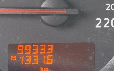 Nissan Navara (Frontier), 2010 год, 2 800 000 рублей, 14 фотография