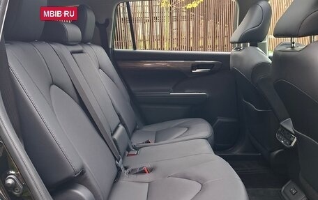 Toyota Highlander, 2026 год, 5 590 000 рублей, 8 фотография