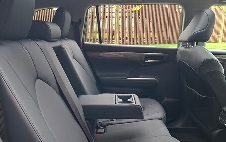 Toyota Highlander, 2026 год, 5 590 000 рублей, 9 фотография