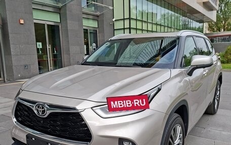 Toyota Highlander, 2026 год, 5 590 000 рублей, 14 фотография