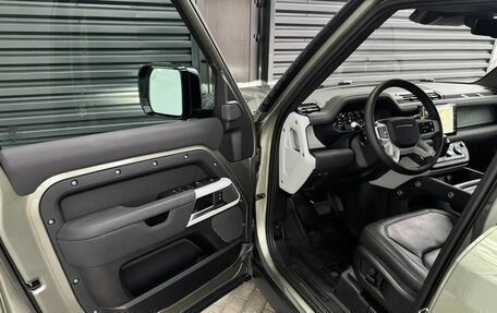 Land Rover Defender II, 2021 год, 7 600 000 рублей, 18 фотография