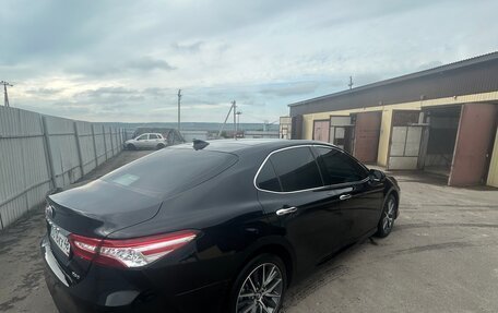 Toyota Camry, 2021 год, 3 100 000 рублей, 4 фотография