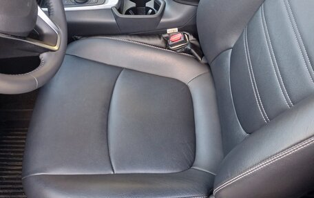 Toyota RAV4, 2021 год, 3 500 000 рублей, 9 фотография