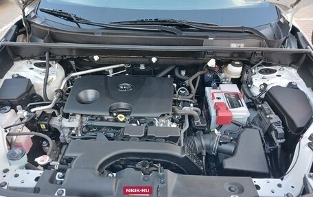 Toyota RAV4, 2021 год, 3 500 000 рублей, 16 фотография