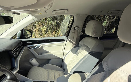 Volkswagen Touareg III, 2020 год, 6 390 000 рублей, 8 фотография