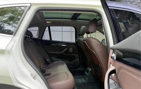 BMW X1, 2022 год, 2 400 000 рублей, 11 фотография