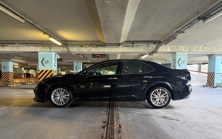 Toyota Camry, 2020 год, 2 800 000 рублей, 17 фотография
