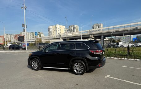 Toyota Highlander III, 2014 год, 2 975 000 рублей, 6 фотография