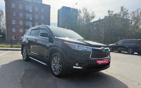 Toyota Highlander III, 2014 год, 2 975 000 рублей, 3 фотография