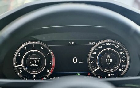 Volkswagen Tiguan II, 2018 год, 2 680 000 рублей, 10 фотография