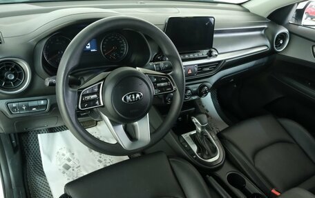 KIA K3, 2020 год, 1 899 000 рублей, 10 фотография