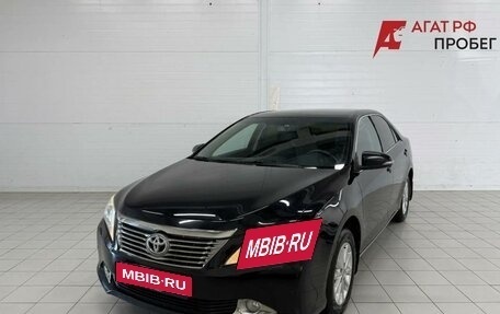 Toyota Camry, 2012 год, 1 650 000 рублей, 2 фотография