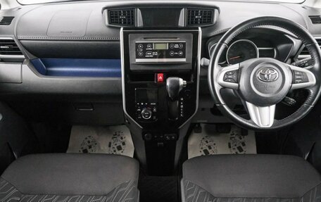 Toyota Roomy I, 2017 год, 949 000 рублей, 11 фотография