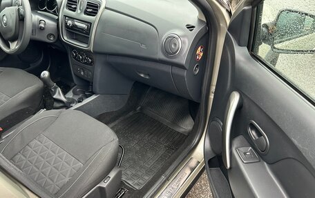 Renault Sandero II рестайлинг, 2017 год, 855 000 рублей, 27 фотография