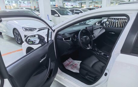 Toyota Corolla, 2022 год, 1 700 000 рублей, 7 фотография