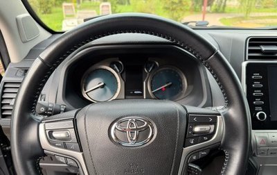 Toyota Land Cruiser Prado 150 рестайлинг 2, 2022 год, 5 700 000 рублей, 1 фотография