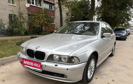 BMW 5 серия, 2002 год, 390 000 рублей, 2 фотография