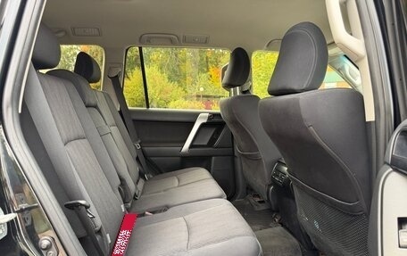 Toyota Land Cruiser Prado 150 рестайлинг 2, 2022 год, 5 700 000 рублей, 11 фотография