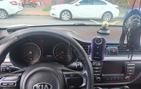 KIA Rio IV, 2018 год, 850 000 рублей, 9 фотография