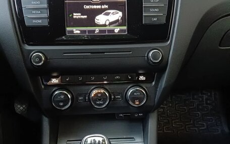 Skoda Octavia, 2017 год, 950 000 рублей, 13 фотография