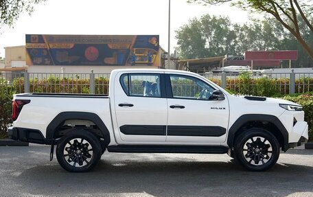 Toyota Hilux, 2026 год, 8 440 000 рублей, 7 фотография