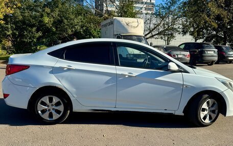 Hyundai Solaris II рестайлинг, 2016 год, 465 000 рублей, 3 фотография
