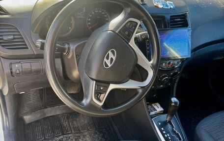 Hyundai Solaris II рестайлинг, 2016 год, 465 000 рублей, 7 фотография