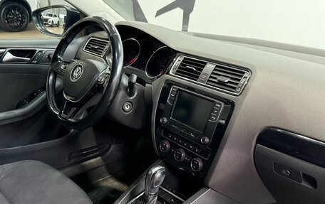 Volkswagen Jetta VI, 2017 год, 1 449 900 рублей, 7 фотография