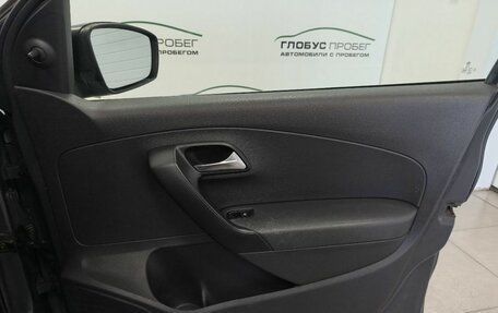 Volkswagen Polo VI (EU Market), 2011 год, 420 000 рублей, 18 фотография