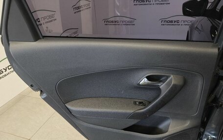 Volkswagen Polo VI (EU Market), 2011 год, 420 000 рублей, 19 фотография