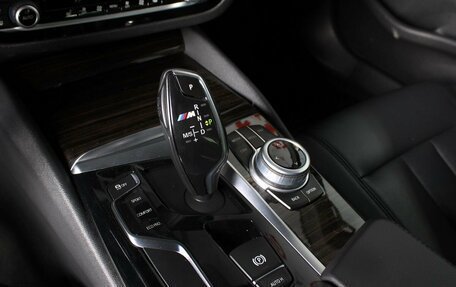BMW 5 серия, 2017 год, 2 950 000 рублей, 11 фотография