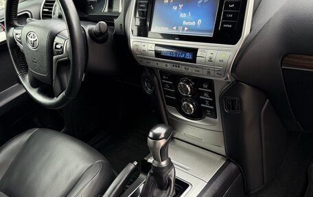 Toyota Land Cruiser Prado 150 рестайлинг 2, 2019 год, 5 550 000 рублей, 4 фотография