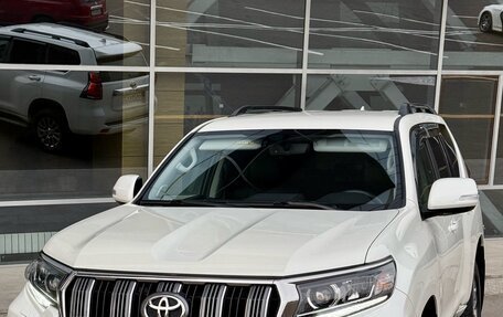 Toyota Land Cruiser Prado 150 рестайлинг 2, 2019 год, 5 550 000 рублей, 15 фотография