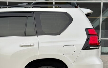 Toyota Land Cruiser Prado 150 рестайлинг 2, 2019 год, 5 550 000 рублей, 13 фотография