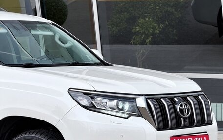 Toyota Land Cruiser Prado 150 рестайлинг 2, 2019 год, 5 550 000 рублей, 21 фотография