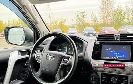 Toyota Land Cruiser Prado 150 рестайлинг 2, 2019 год, 5 550 000 рублей, 19 фотография
