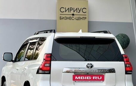 Toyota Land Cruiser Prado 150 рестайлинг 2, 2019 год, 5 550 000 рублей, 22 фотография