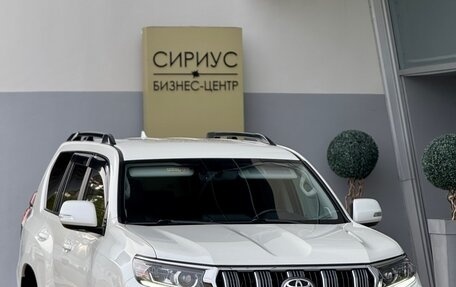 Toyota Land Cruiser Prado 150 рестайлинг 2, 2019 год, 5 550 000 рублей, 14 фотография