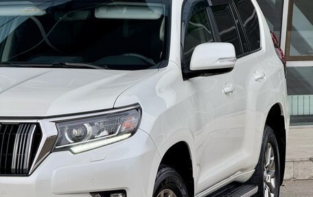 Toyota Land Cruiser Prado 150 рестайлинг 2, 2019 год, 5 550 000 рублей, 26 фотография