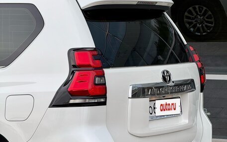 Toyota Land Cruiser Prado 150 рестайлинг 2, 2019 год, 5 550 000 рублей, 28 фотография