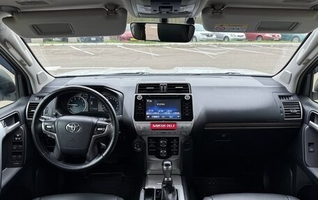 Toyota Land Cruiser Prado 150 рестайлинг 2, 2019 год, 5 550 000 рублей, 33 фотография