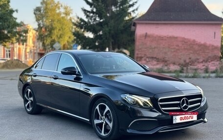Mercedes-Benz E-Класс, 2020 год, 3 560 000 рублей, 2 фотография